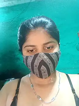 Snapshot of Cuple_masti72 chatting on 04-05-26, 08:22 Cuple masti72 online show from 04-05-26, 08:22