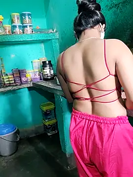 Snapshot of Cuple_masti72 chatting on 05-14-26, 02:51 Cuple masti72 online show from 05-14-26, 02:51