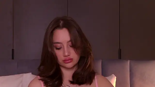 LucieBliss online show from 02-27-26, 06:19