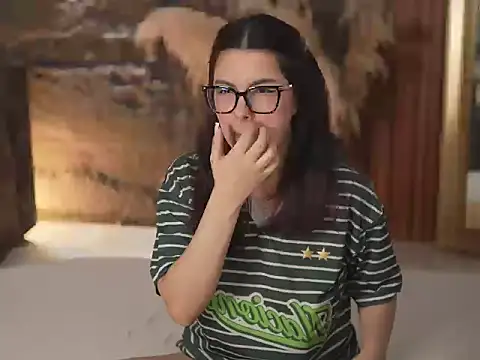 Snapshot of Nemesis_Velvet chatting on 12-17-25, 10:32 Nemesis Velvet online show from 12-17-25, 10:32