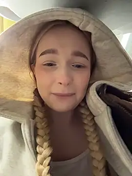 -teenytiny- online show from 02-08-26, 04:54