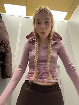 -teenytiny- online show from 02-12-26, 04:24