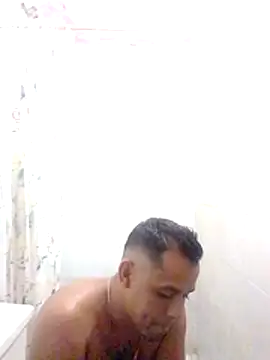 lesoley online show from 12-15-25, 01:32