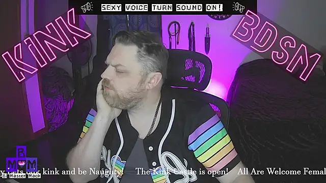 Snapshot of Bi_Master_Mack chatting on 12-16-25, 01:05 Bi Master Mack online show from 12-16-25, 01:05