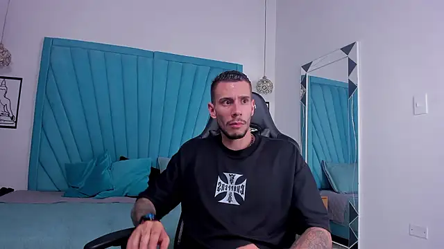 J king   online show from 03-24-26, 01:32