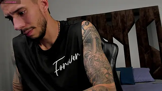 J king   online show from 04-17-26, 08:12