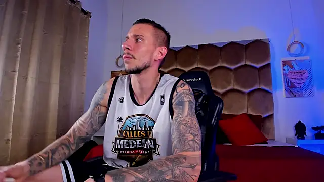 J king   online show from 06-10-26, 07:57