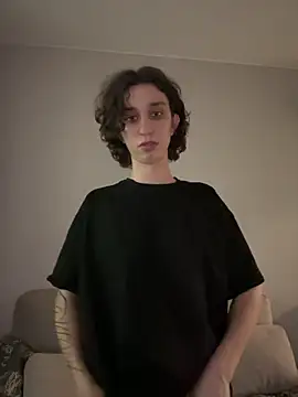 JuicyBoy777 online show from 12-17-25, 11:44