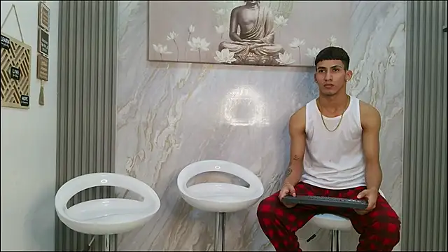 HORNY PRETTY online show from 02-04-26, 01:28