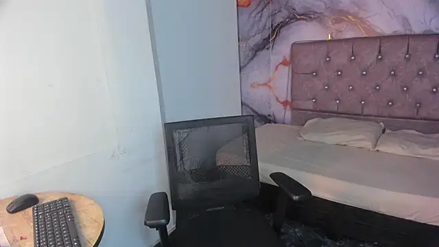 Maya Storm  online show from 03-31-26, 12:49