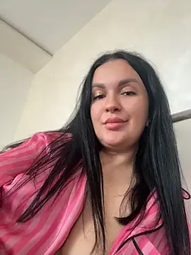 Snapshot of MeganBlueq chatting on 04-24-26, 12:18 MeganBlueq online show from 04-24-26, 12:18