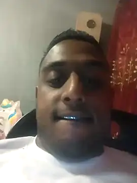 Snapshot of Mohandkim chatting on 07-19-26, 11:30 Mohandkim online show from 07-19-26, 11:30