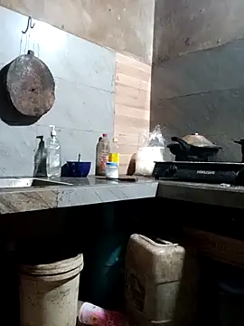 little-effy online show from 03-06-26, 10:39