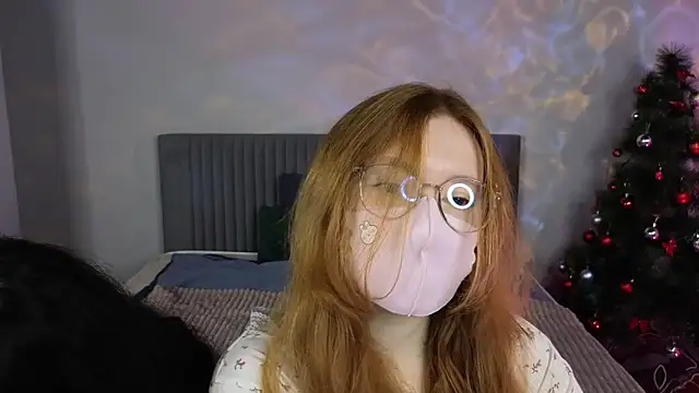 CaramelCigarettesss online show from 12-14-25, 01:11