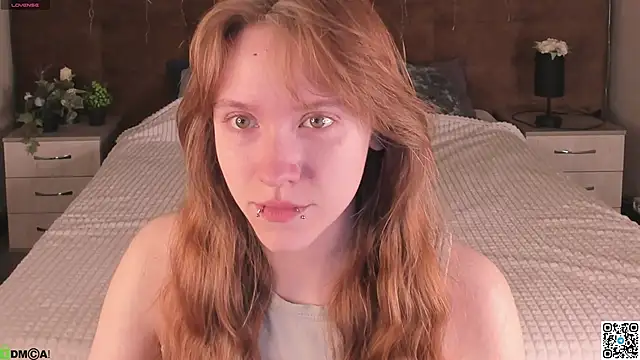 Snapshot of EmmaPratt chatting on 04-24-26, 12:57 EmmaPratt online show from 04-24-26, 12:57