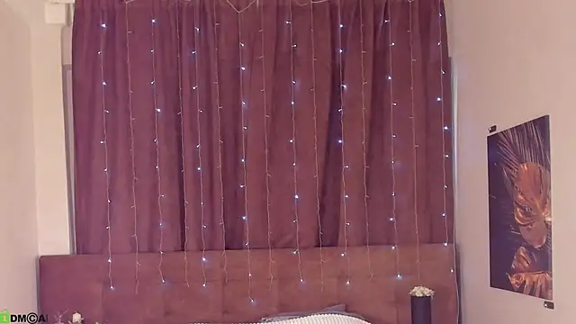 Snapshot of EmmaPratt chatting on 05-03-26, 12:38 EmmaPratt online show from 05-03-26, 12:38