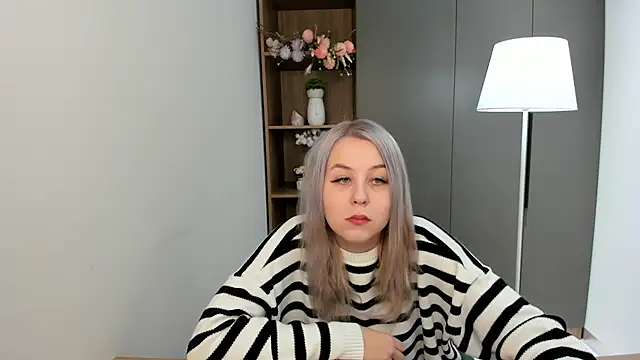 PorshaEicke online show from 12-16-25, 03:11