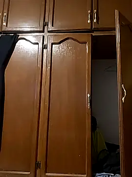 Snapshot of Roberto772 chatting on 02-23-26, 11:02 Roberto772 online show from 02-23-26, 11:02