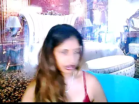 Snapshot of IndianHunnie69 chatting on 12-16-25, 05:45 IndianHunnie69 online show from 12-16-25, 05:45