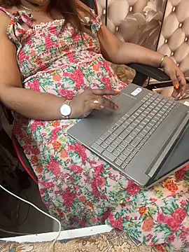 butterflyslay online show from 04-16-26, 01:01