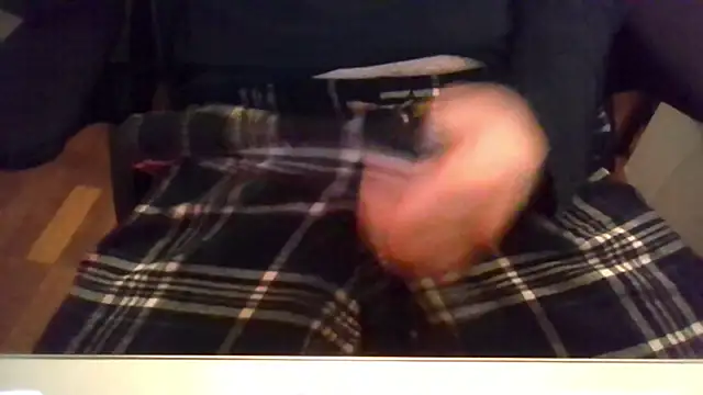 Snapshot of just4play chatting on 02-19-26, 01:18 just4play online show from 02-19-26, 01:18