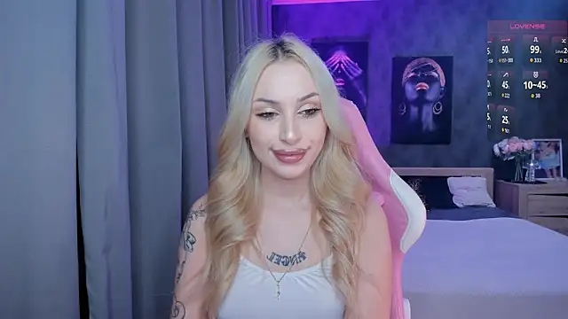 LanaMiracle online show from 02-03-26, 04:10