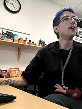 Snapshot of AskAveryAnything chatting on 12-15-25, 10:47 AskAveryAnything online show from 12-15-25, 10:47