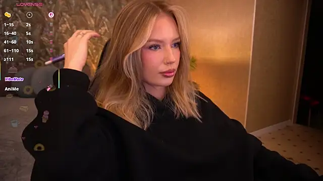 MollyyMayy online show from 05-15-26, 01:45