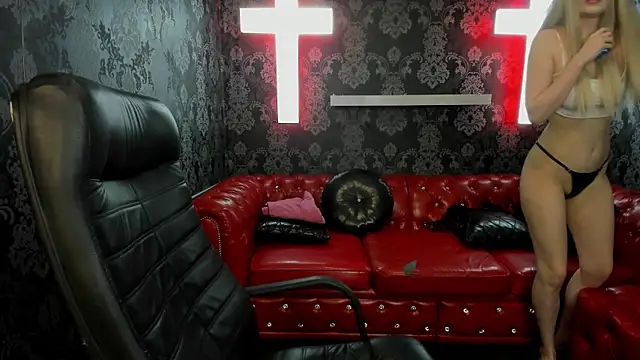 LisaBevy online show from 02-18-26, 09:11