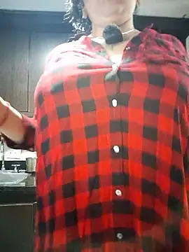 Snapshot of Divine_Pouvoir chatting on 01-07-26, 02:08 Divine Pouvoir online show from 01-07-26, 02:08