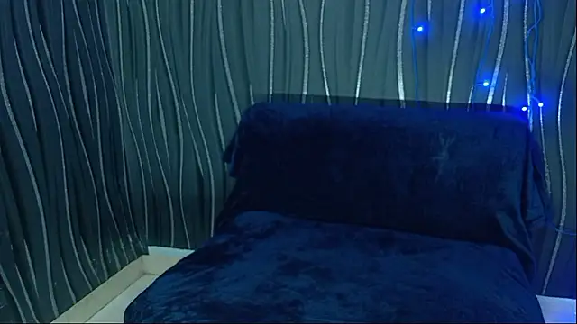 khushigoesnaughty0 online show from 01-08-26, 06:43