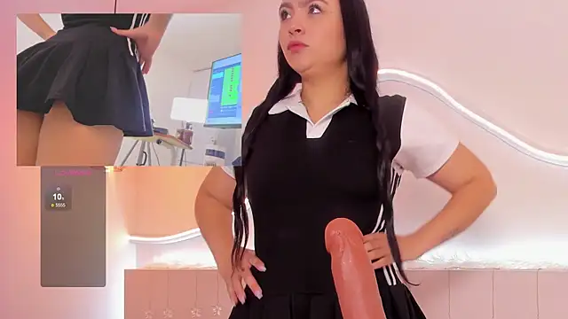 kylie river online show from 12-22-25, 12:02