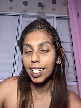 Snapshot of vanessalopess chatting on 12-18-25, 02:28 vanessalopess online show from 12-18-25, 02:28