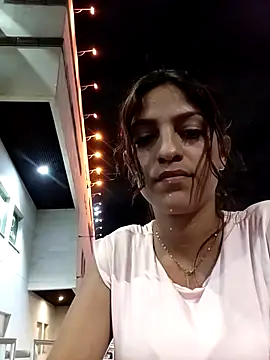 Snapshot of Natacha_31 chatting on 05-15-26, 11:45 Natacha 31 online show from 05-15-26, 11:45