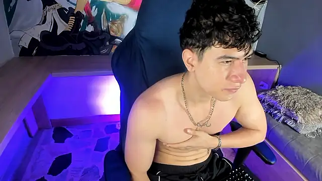 Snapshot of Criss_Adams chatting on 01-06-26, 05:11 Criss Adams online show from 01-06-26, 05:11