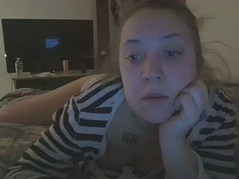 Snapshot of dixielover1229 chatting on 01-13-26, 06:46 dixielover1229 online show from 01-13-26, 06:46