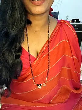 Snapshot of Rachu_love chatting on 12-16-25, 11:48 Rachu love online show from 12-16-25, 11:48