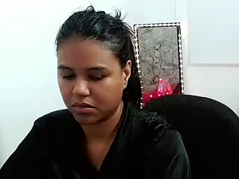 Snapshot of Shawnycarson chatting on 07-28-26, 06:07 Shawnycarson online show from 07-28-26, 06:07