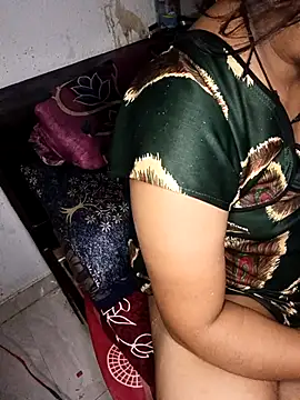Snapshot of Desi_bhabhi299 chatting on 05-02-26, 05:29 Desi bhabhi299 online show from 05-02-26, 05:29