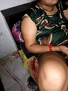Snapshot of Desi_bhabhi299 chatting on 05-08-26, 05:51 Desi bhabhi299 online show from 05-08-26, 05:51