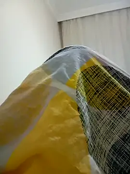 Snapshot of Ogulcan834 chatting on 01-17-26, 04:50 Ogulcan834 online show from 01-17-26, 04:50