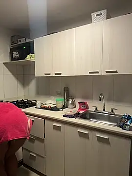 Snapshot of channelportman chatting on 02-02-26, 10:03 channelportman online show from 02-02-26, 10:03