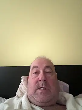 csikar online show from 03-26-26, 06:08