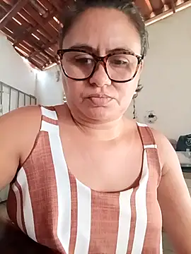 Snapshot of rafasemau chatting on 12-18-25, 02:12 rafasemau online show from 12-18-25, 02:12