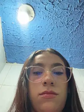 lunaluxury22 online show from 03-11-26, 01:39