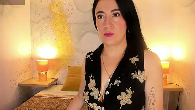 Victoria01  online show from 01-17-26, 03:22