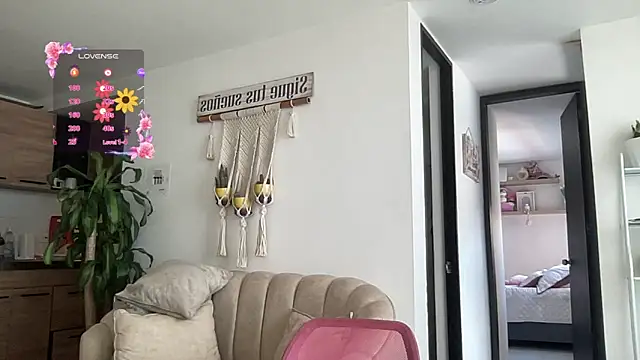 Snapshot of isa_fox_23 chatting on 03-21-26, 08:01 isa fox 23 online show from 03-21-26, 08:01