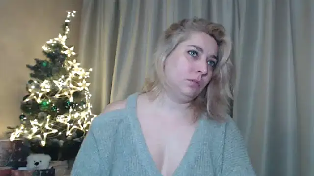 Snapshot of sweetpussy13 chatting on 01-04-25, 10:16 sweetpussy13 online show from 01-04-25, 10:16