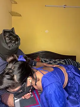 Snapshot of HOT-CUPAL22 chatting on 12-15-25, 04:39 HOT-CUPAL22 online show from 12-15-25, 04:39