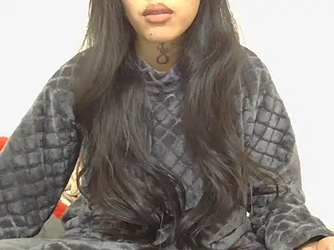 Snapshot of Cristina_love69 chatting on 12-20-25, 07:21 Cristina love69 online show from 12-20-25, 07:21